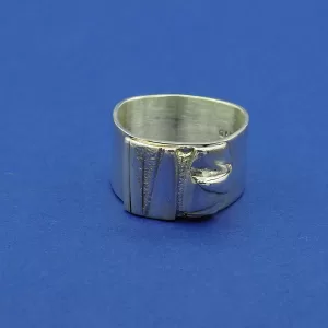 Sterling Silver Band Ring Size: 7 1/2