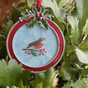 Embroidered bird ornament - Robin